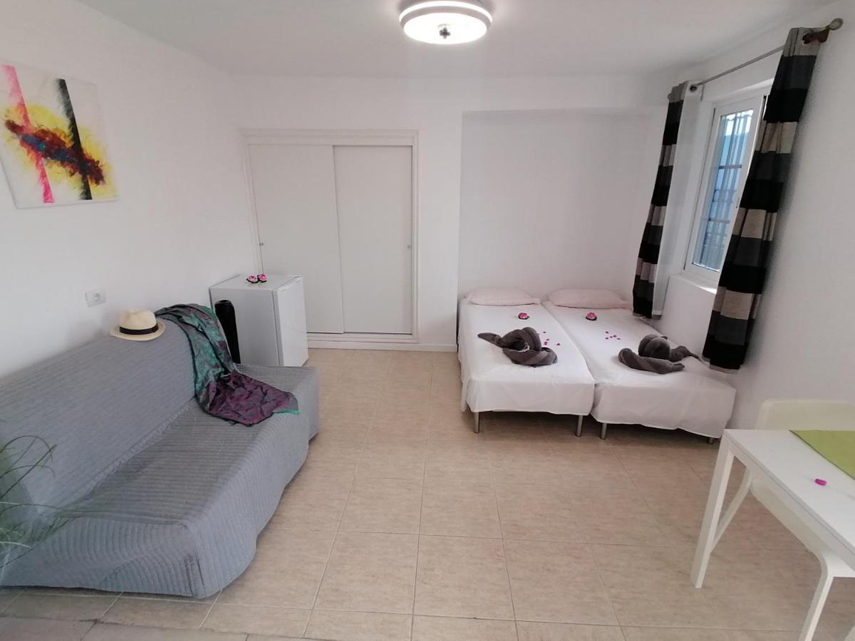 Playa Feñabe Small Studio, 50 M Front Of The Ocean & Free Wifi מראה חיצוני תמונה